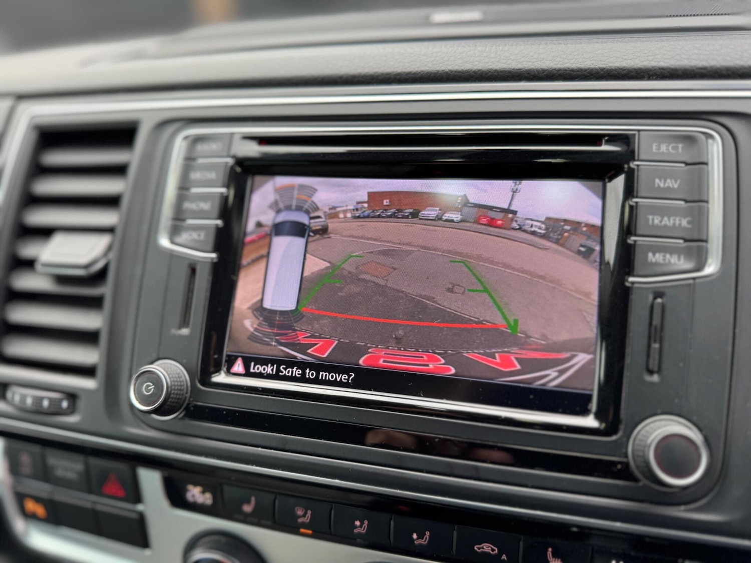 Used Volkswagen Caravelle 2016 for sale - 76521916: Photo 32