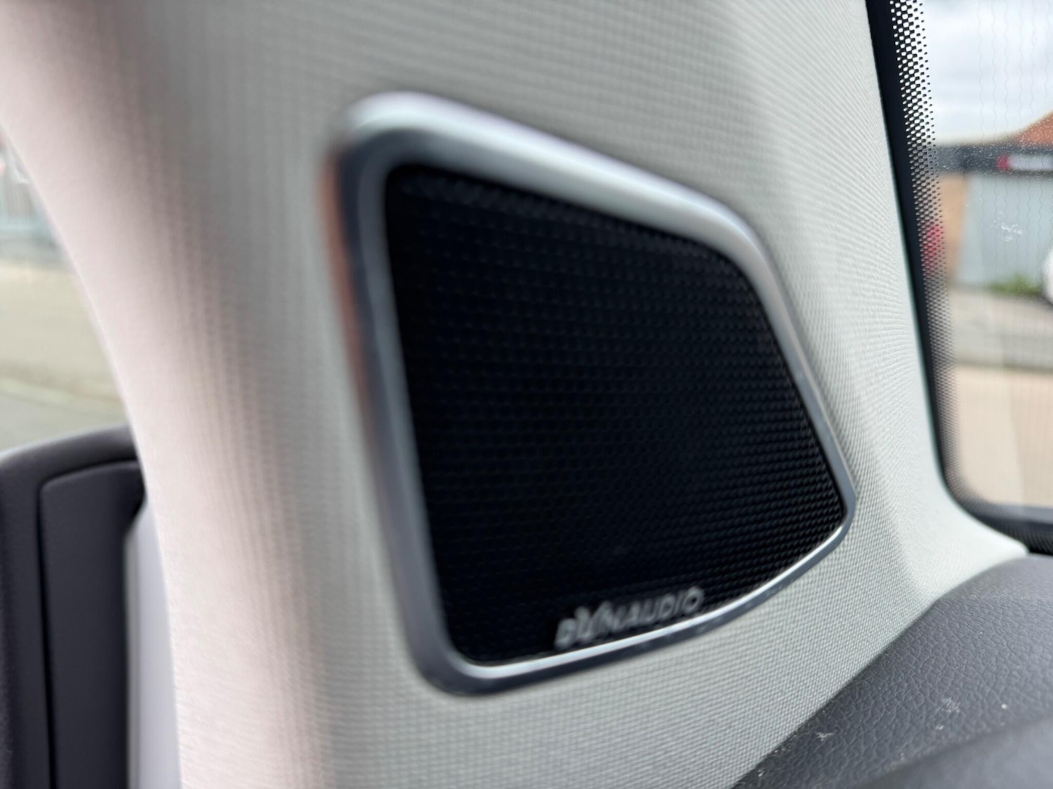 Used Volkswagen Caravelle 2016 for sale - 76521916: Photo 41