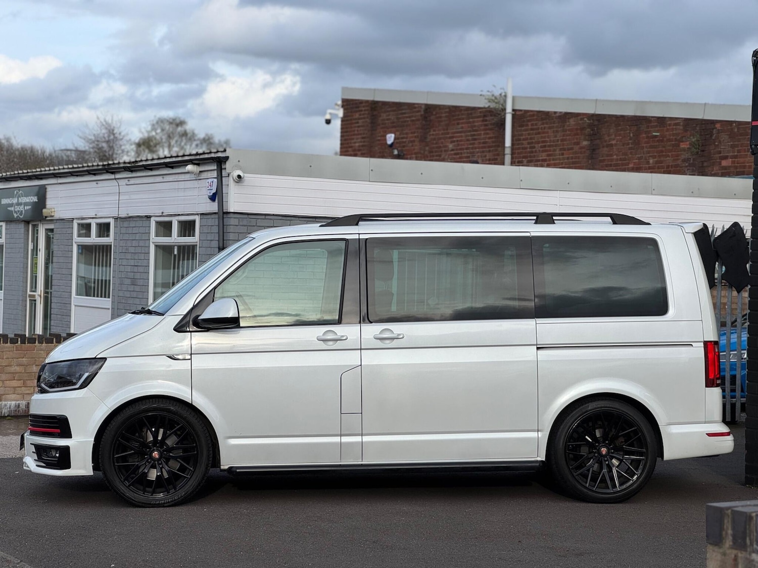 Used Volkswagen Caravelle 2015 for sale - 78127784: Photo 11
