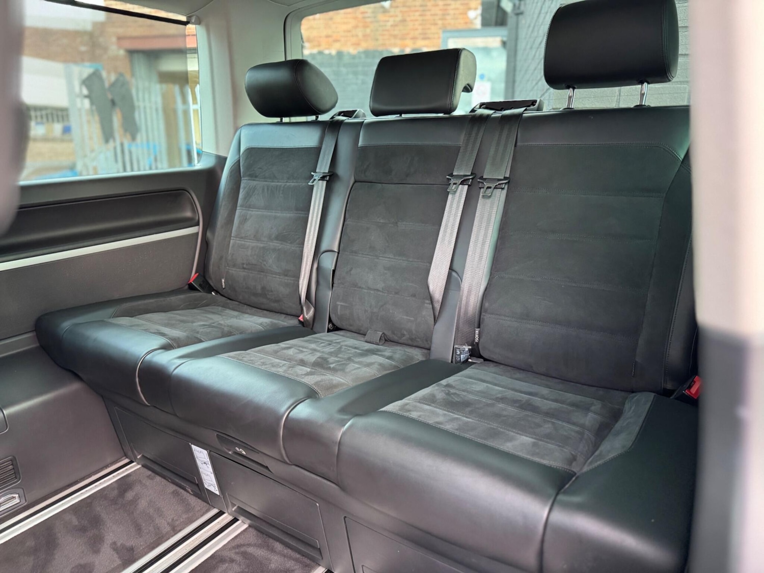 Used Volkswagen Caravelle 2015 for sale - 78127784: Photo 23