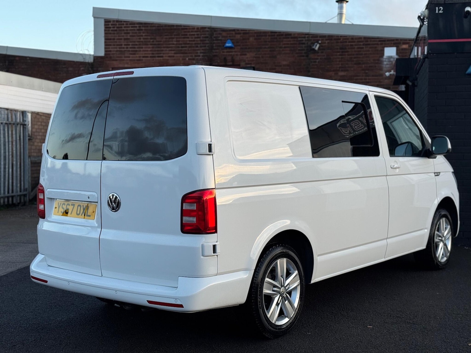 Used Volkswagen Transporter 2017 for sale - 77020890: Photo 13