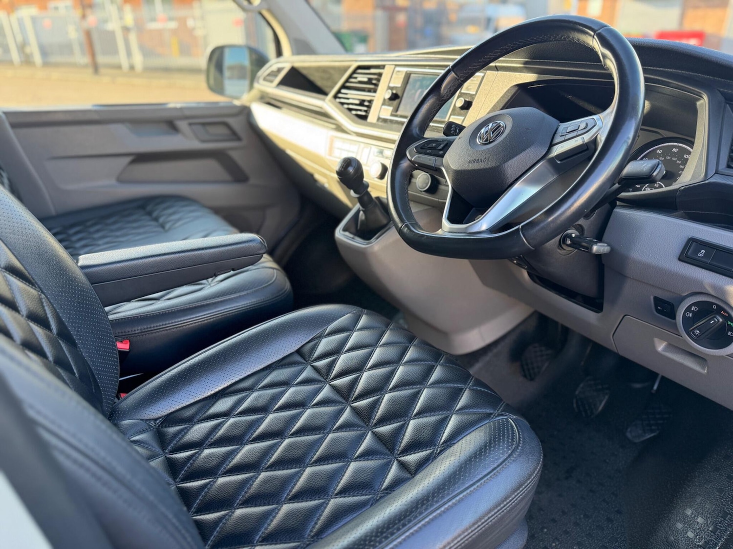 Used Volkswagen Transporter 2020 for sale - 76380560: Photo 26