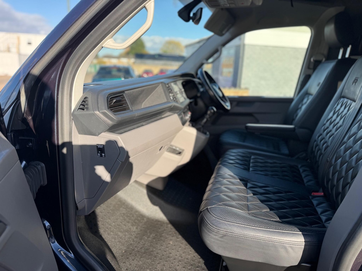 Used Volkswagen Transporter 2020 for sale - 76380560: Photo 34