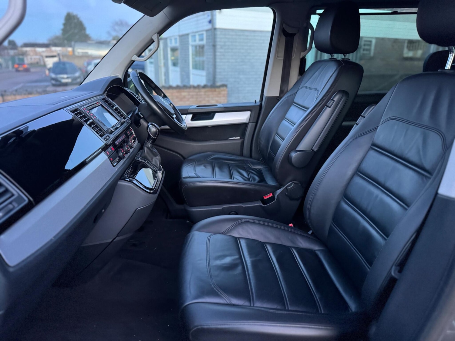 Used Volkswagen Caravelle 2016 for sale - 77683531: Photo 31