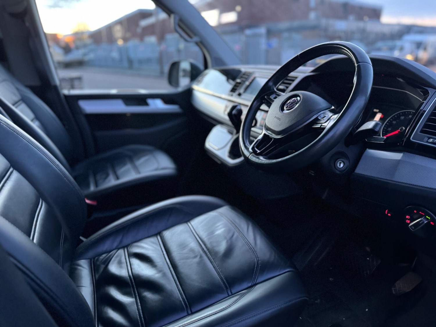 Used Volkswagen Caravelle 2016 for sale - 77683531: Photo 35