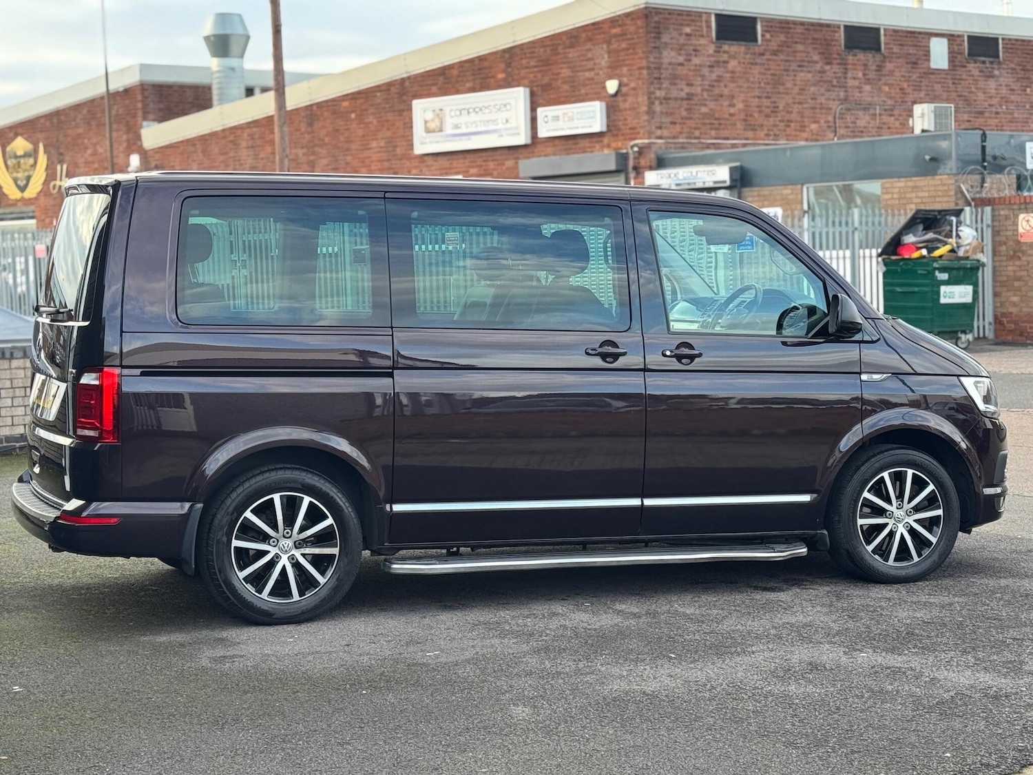 Used Volkswagen Caravelle 2016 for sale - 76942401: Photo 12