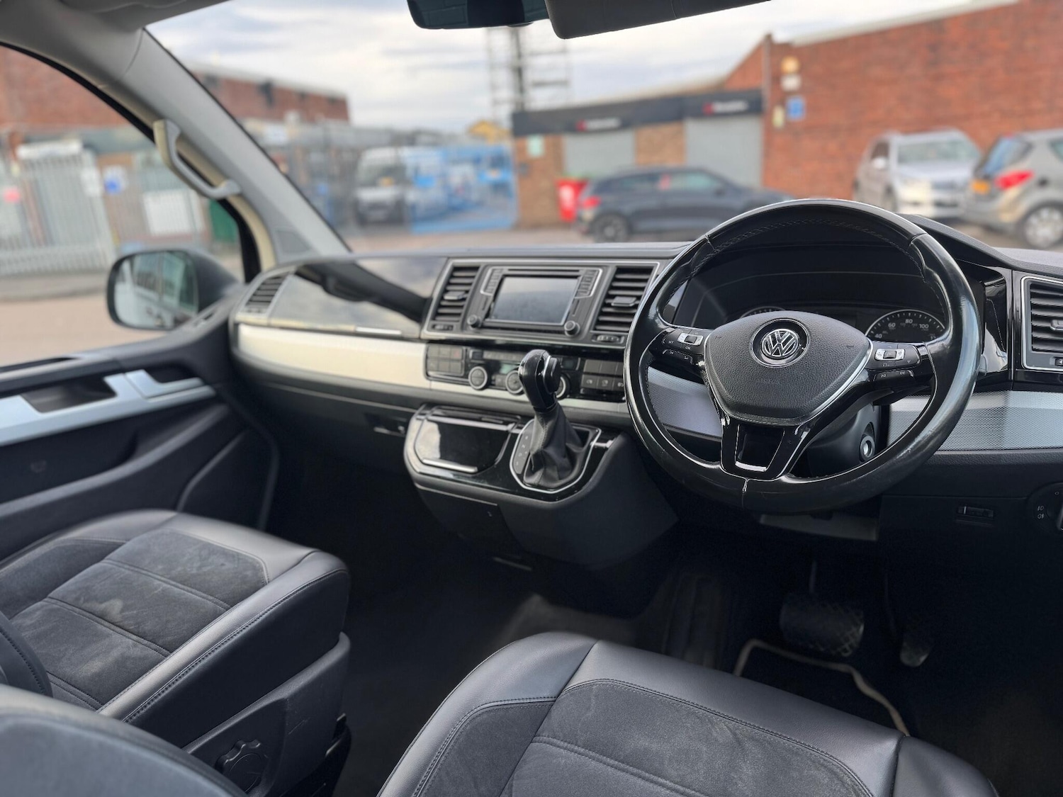 Used Volkswagen Caravelle 2016 for sale - 76942401: Photo 15