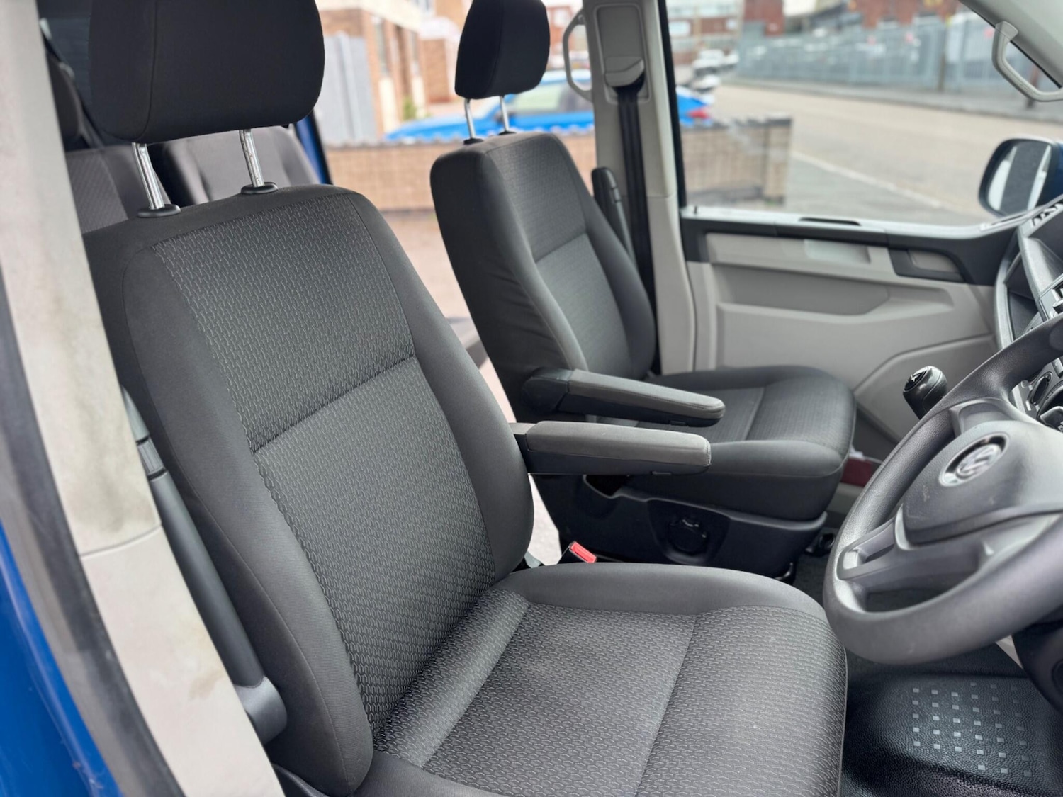 Used Volkswagen Transporter Shuttle 2017 for sale - 78148164: Photo 12