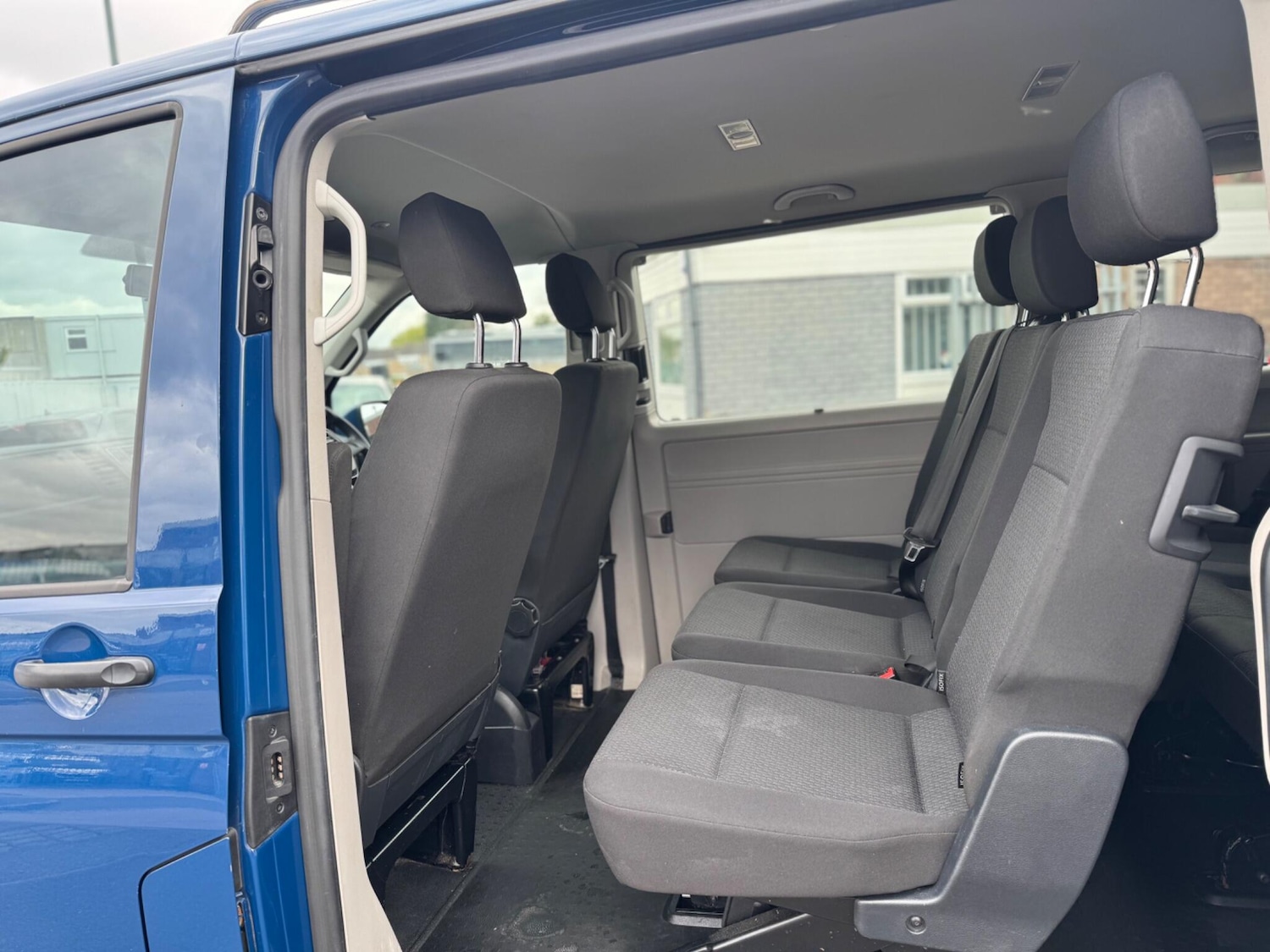 Used Volkswagen Transporter Shuttle 2017 for sale - 78148164: Photo 18