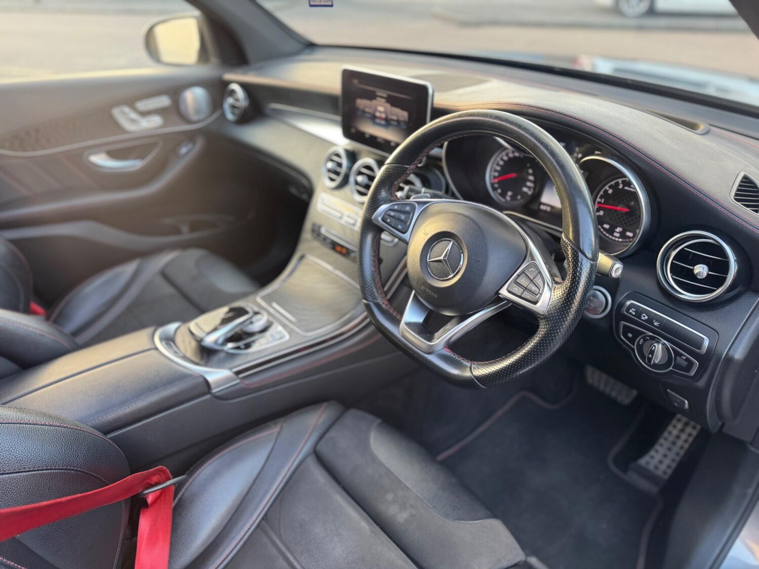 Used Mercedes-Benz GLC 2017 for sale - 77838894: Photo 21