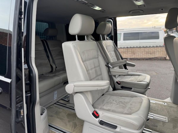 Used Volkswagen Caravelle 2016 for sale - 76270529: Photo 8