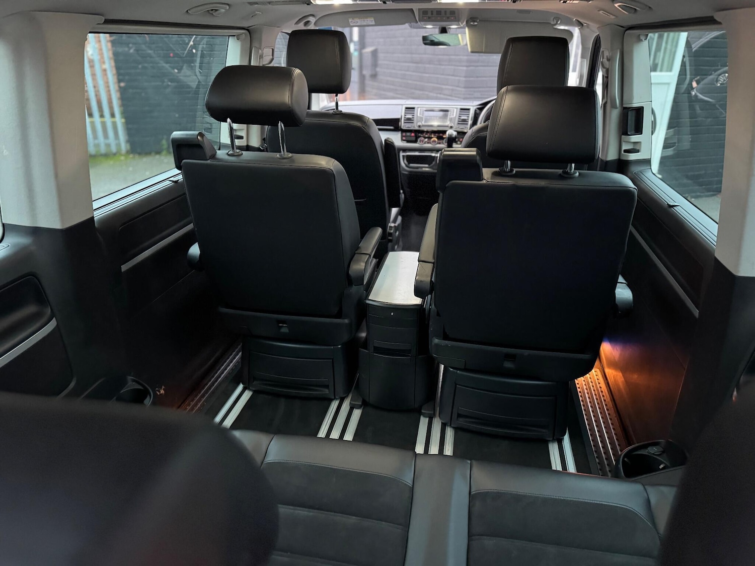 Used Volkswagen Caravelle 2016 for sale - 77060425: Photo 24