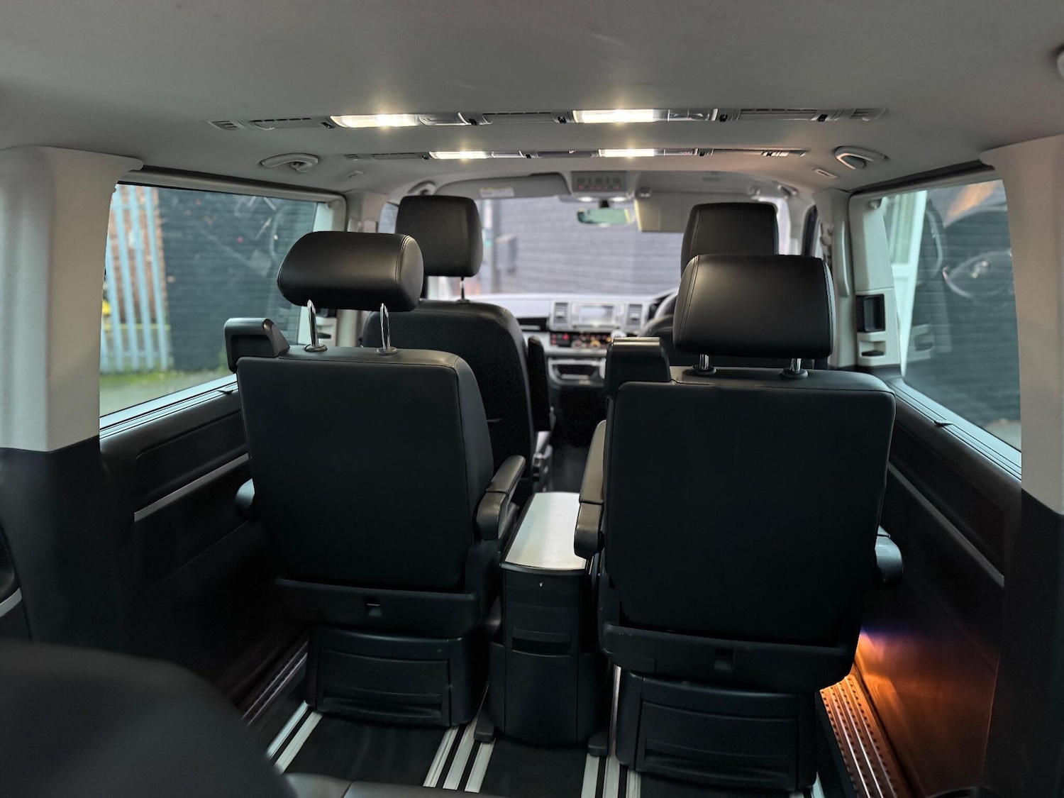 Used Volkswagen Caravelle 2016 for sale - 77060425: Photo 25