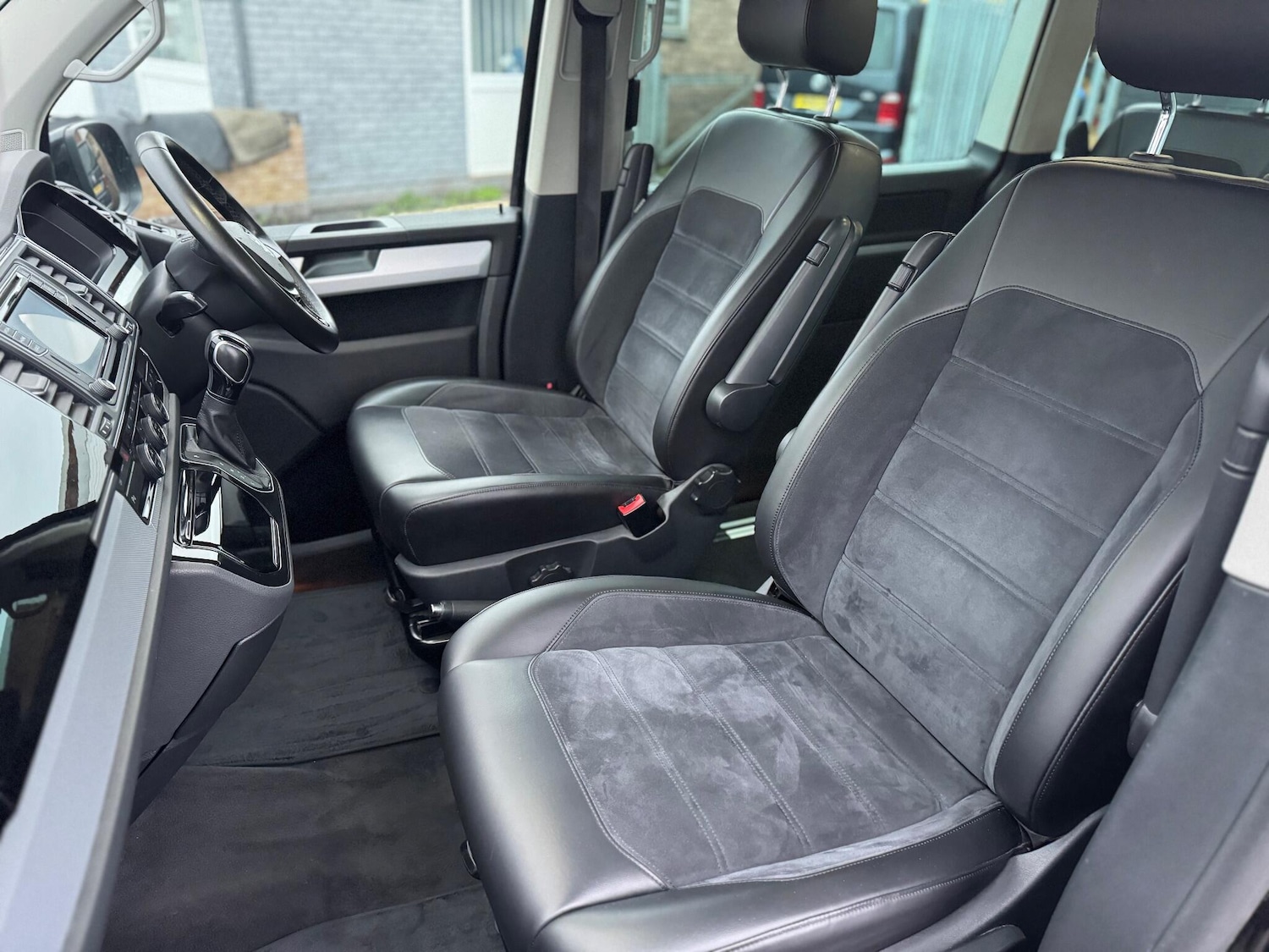 Used Volkswagen Caravelle 2016 for sale - 77060425: Photo 33