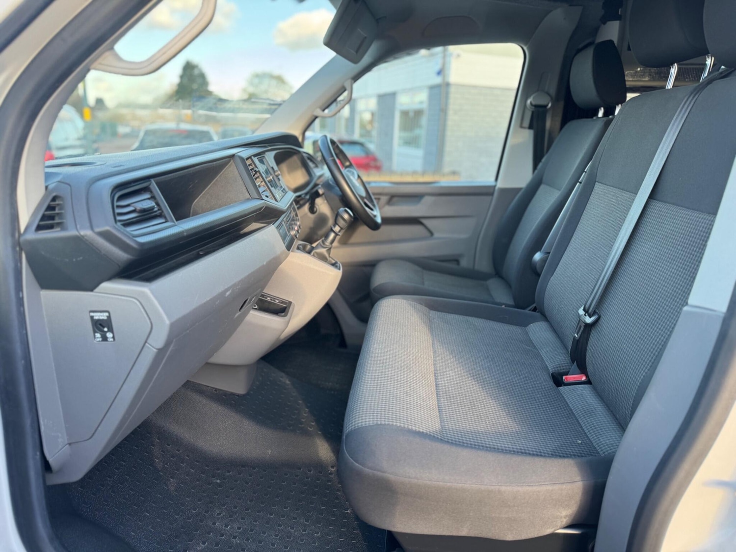 Used Volkswagen Transporter 2020 for sale - 76597311: Photo 16