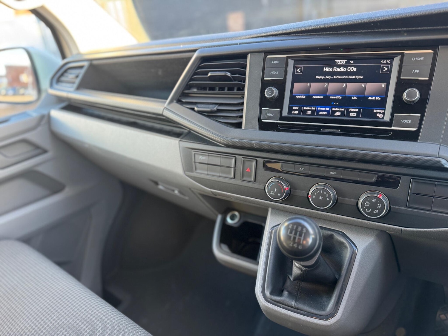 Used Volkswagen Transporter 2020 for sale - 76597311: Photo 28