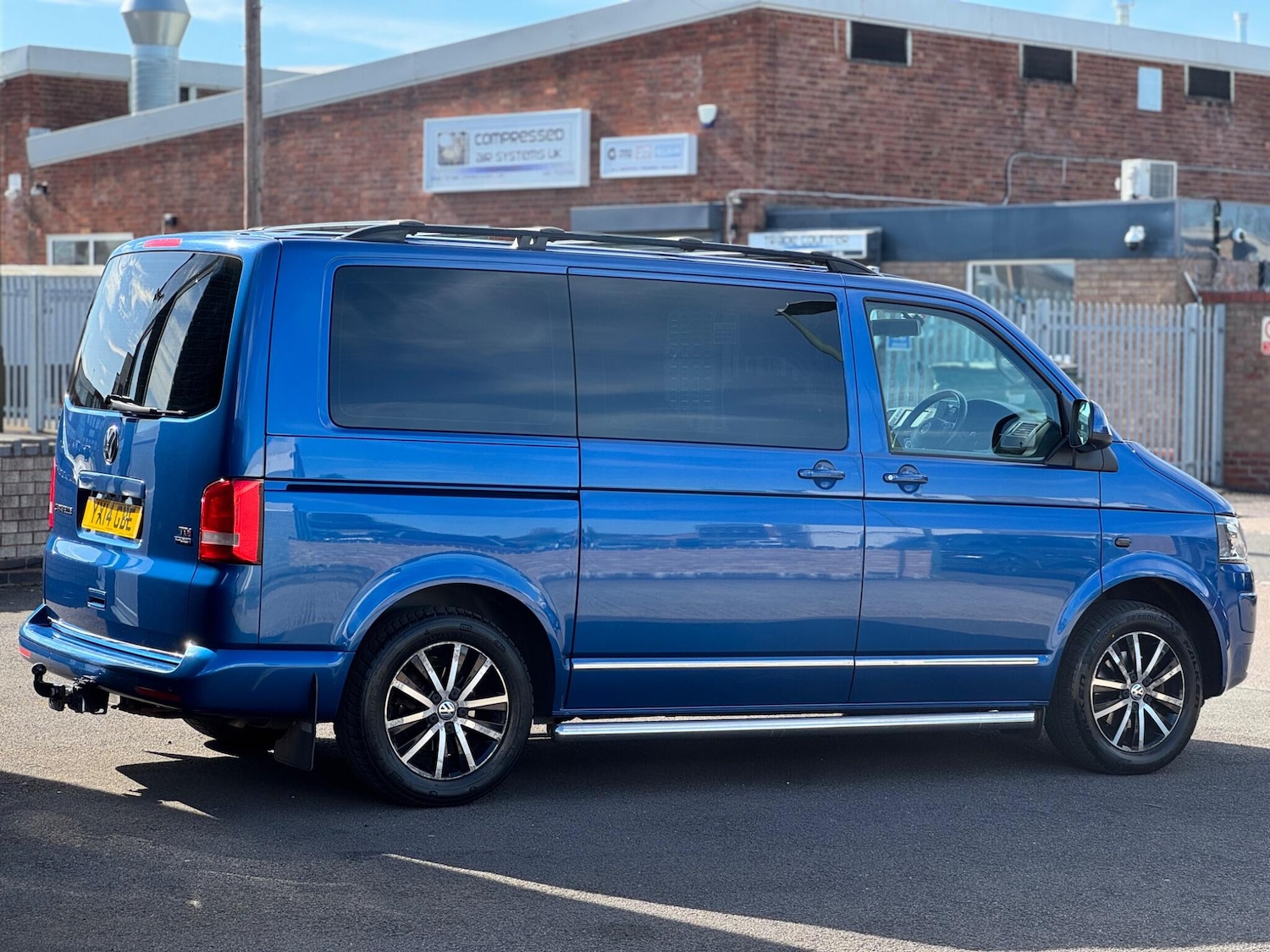 Used Volkswagen Caravelle 2014 for sale - 78205296: Photo 10