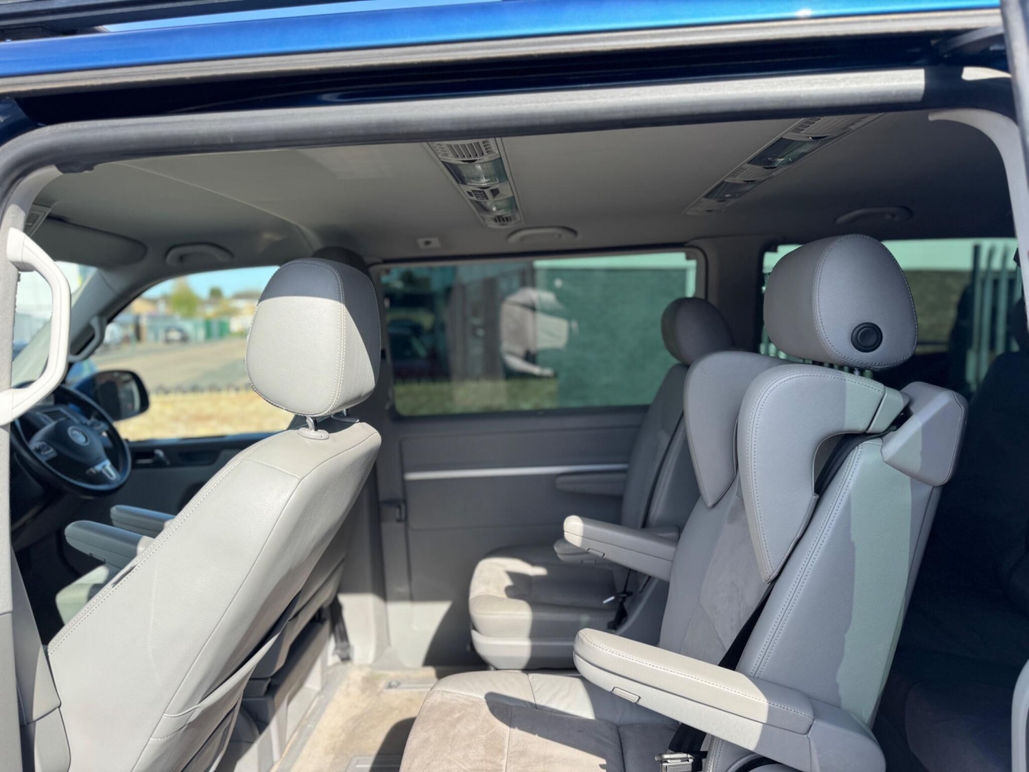 Used Volkswagen Caravelle 2014 for sale - 78205296: Photo 21