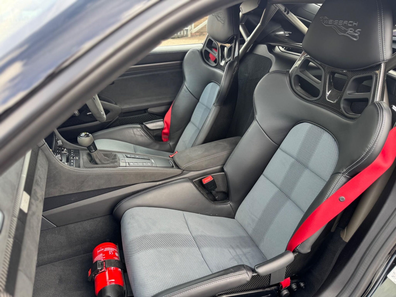 Used Porsche Cayman 2022 for sale - 76742290: Photo 14