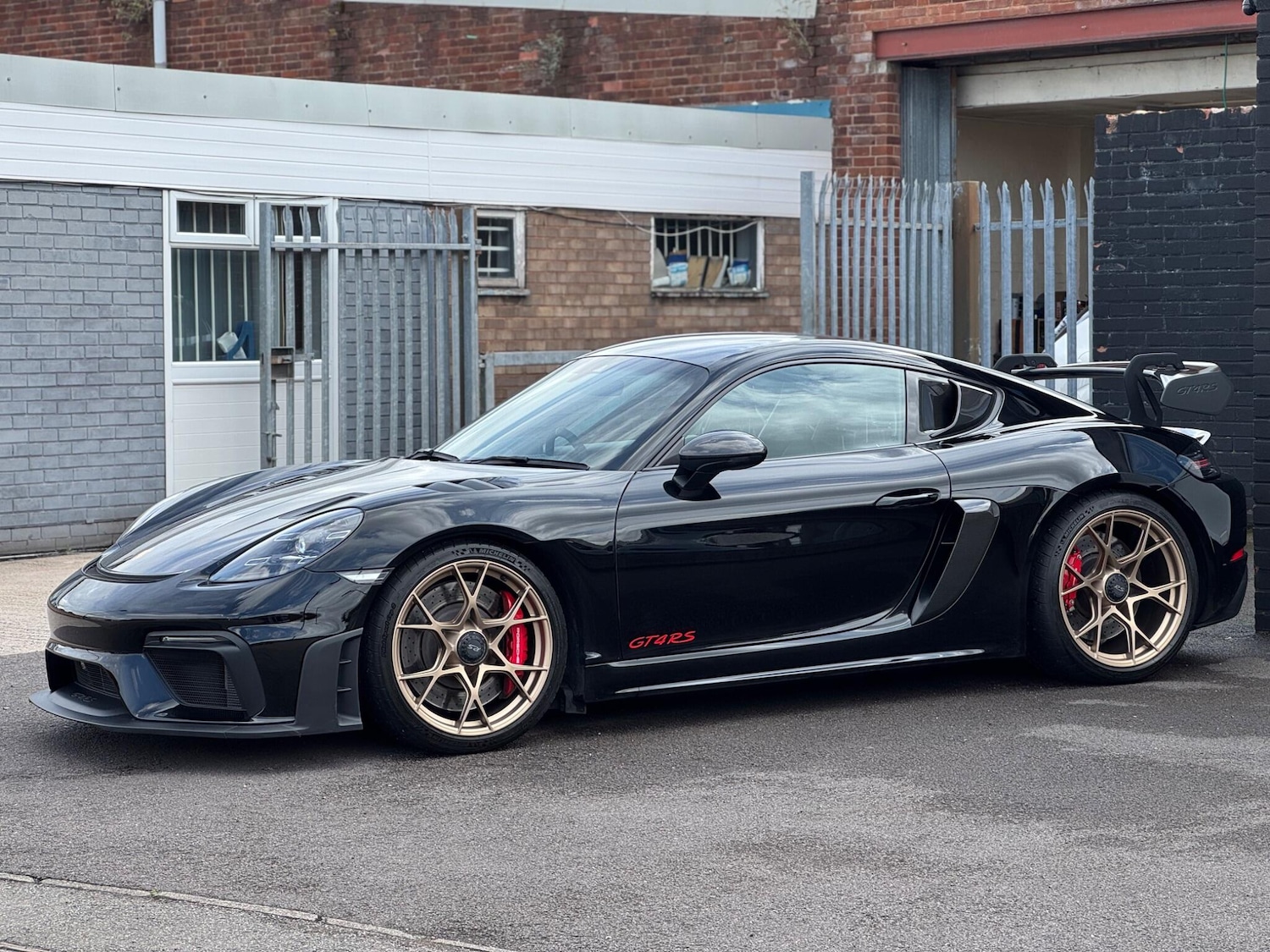 Used Porsche Cayman 2022 for sale - 76742290: Photo 9