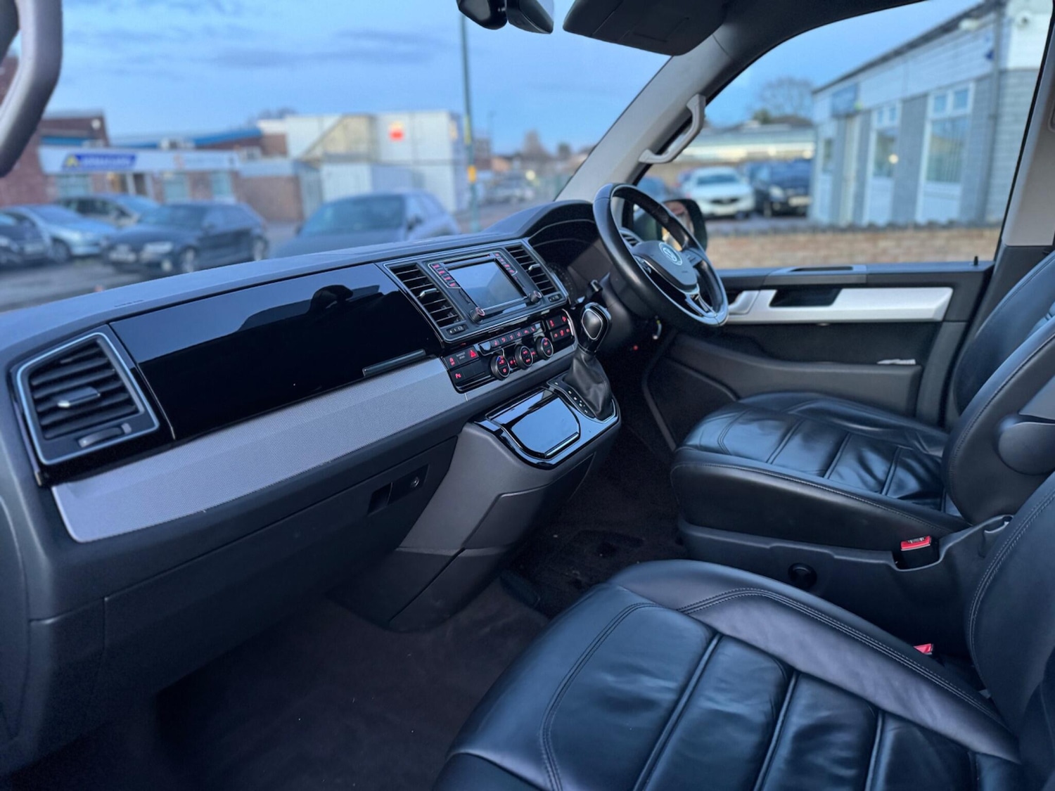 Used Volkswagen Caravelle 2016 for sale - 77439840: Photo 14