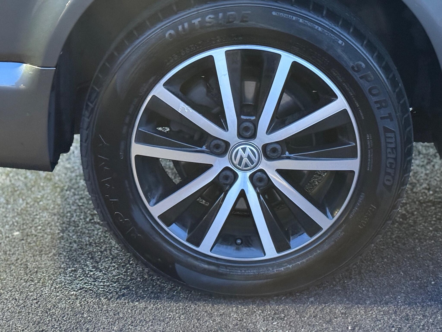 Used Volkswagen Caravelle 2016 for sale - 77439840: Photo 24