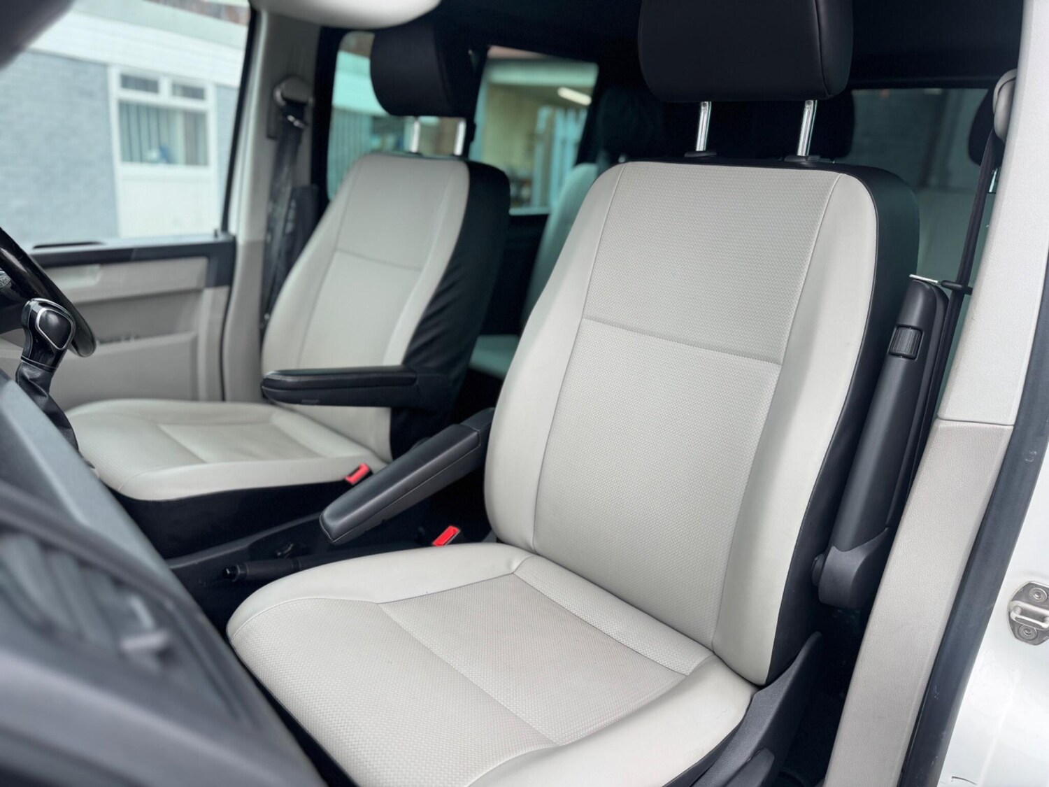 Used Volkswagen Transporter 2017 for sale - 77695574: Photo 11