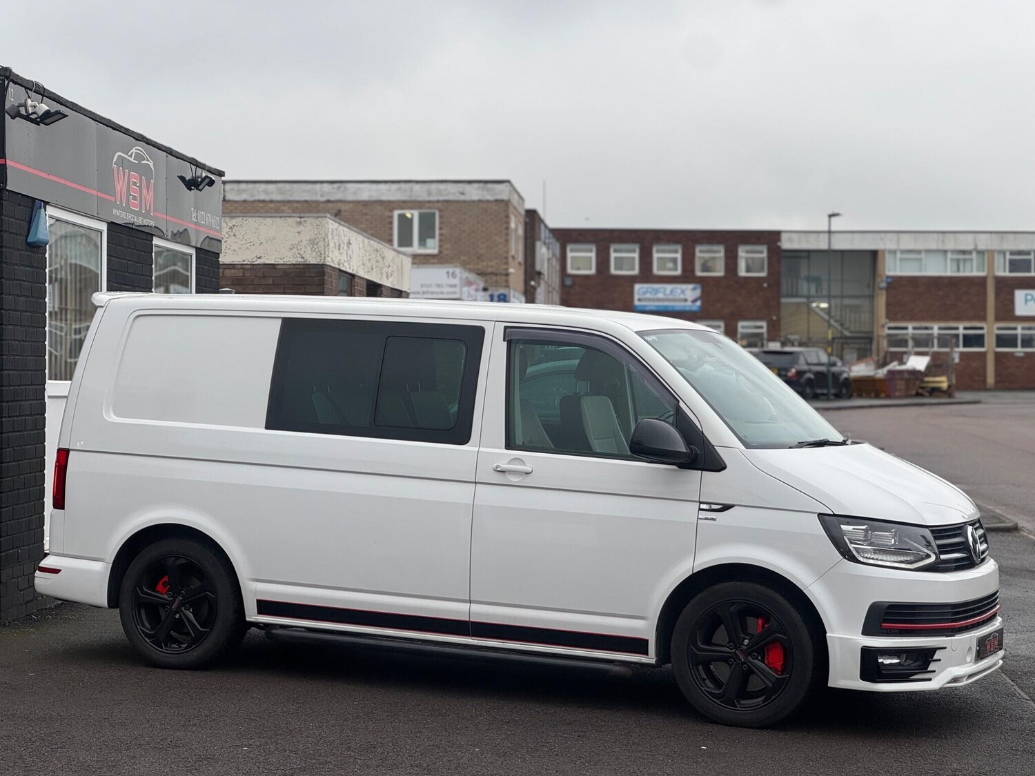 Used Volkswagen Transporter 2017 for sale - 77695574: Photo 2