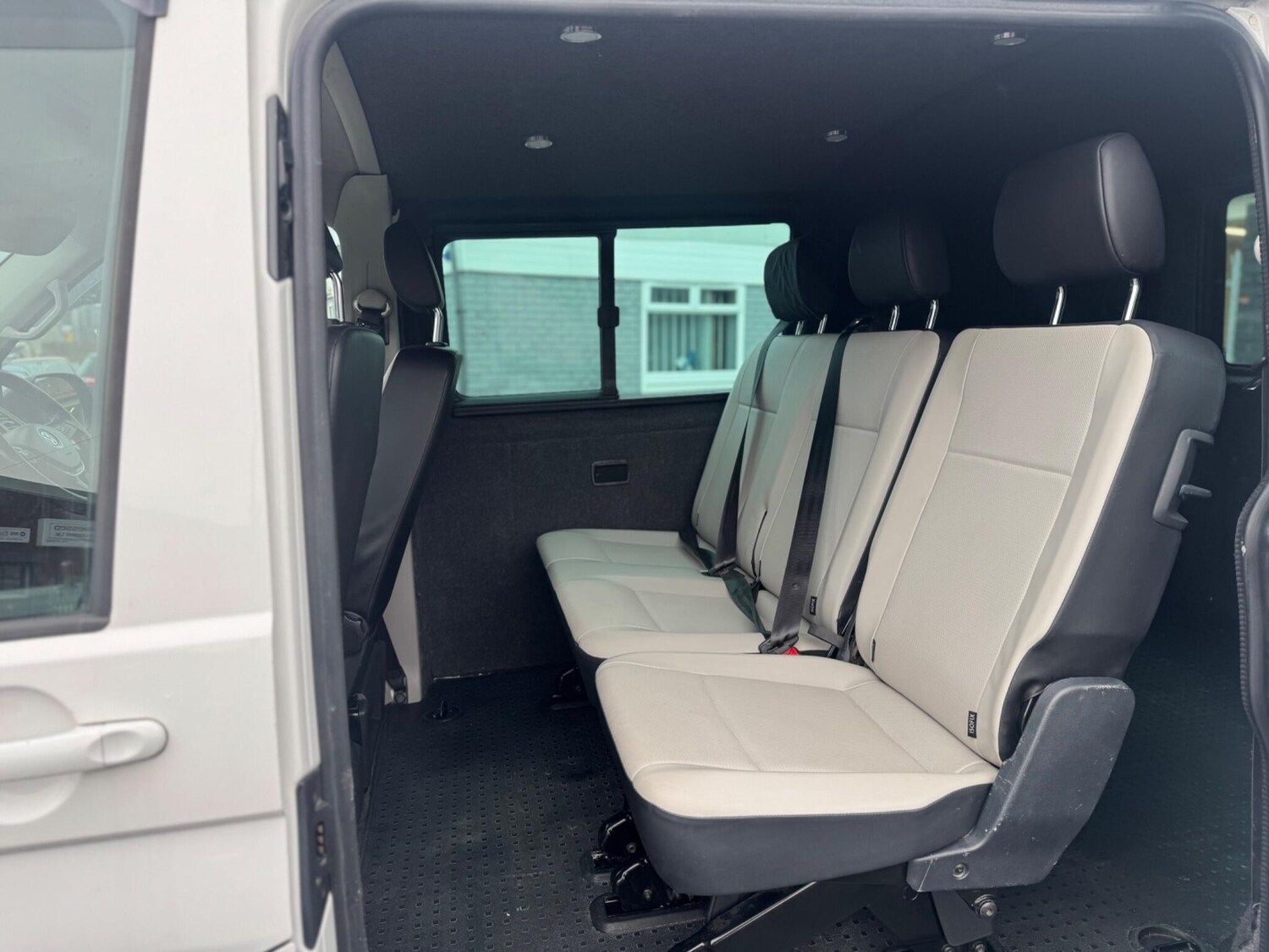 Used Volkswagen Transporter 2017 for sale - 77695574: Photo 7