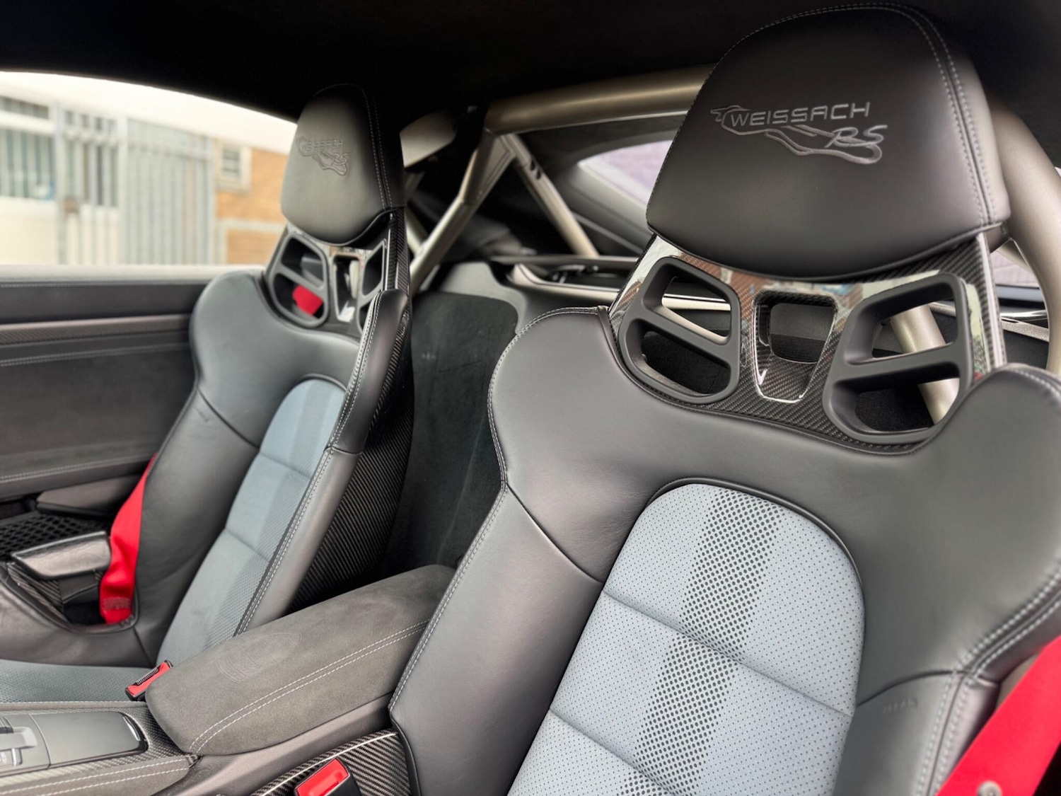 Used Porsche 718 Cayman 2022 for sale - 76433050: Photo 18