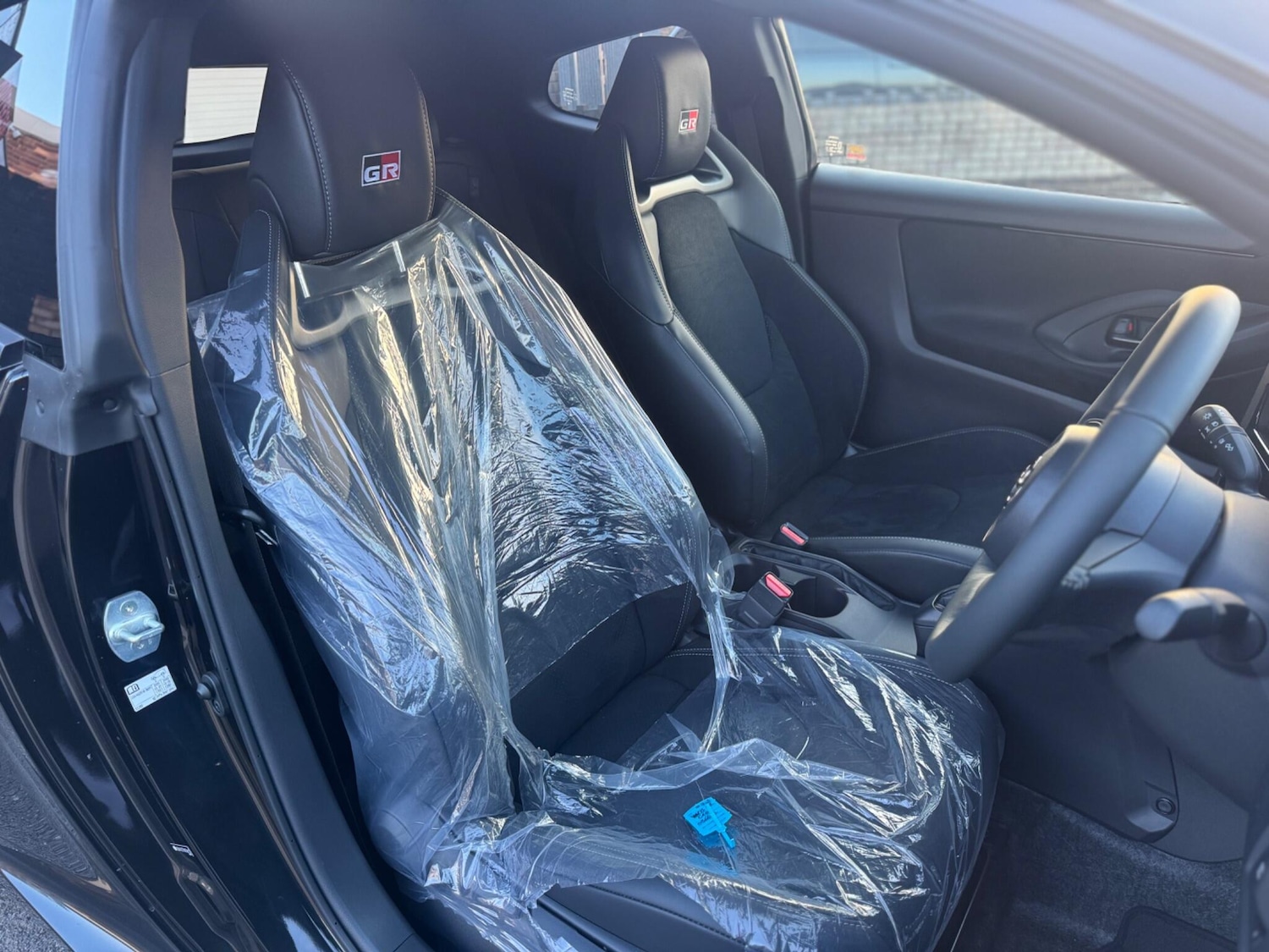 Used Toyota Yaris for sale - 77637725: Photo 18