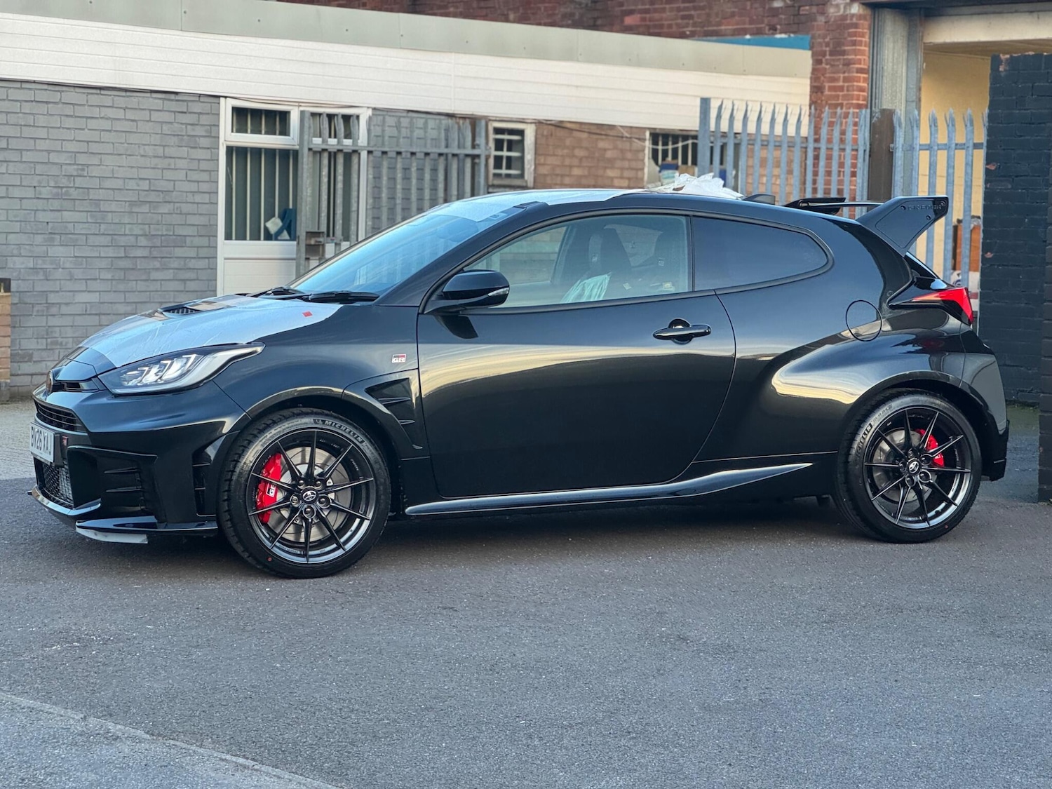 Used Toyota Yaris for sale - 77637725: Photo 5