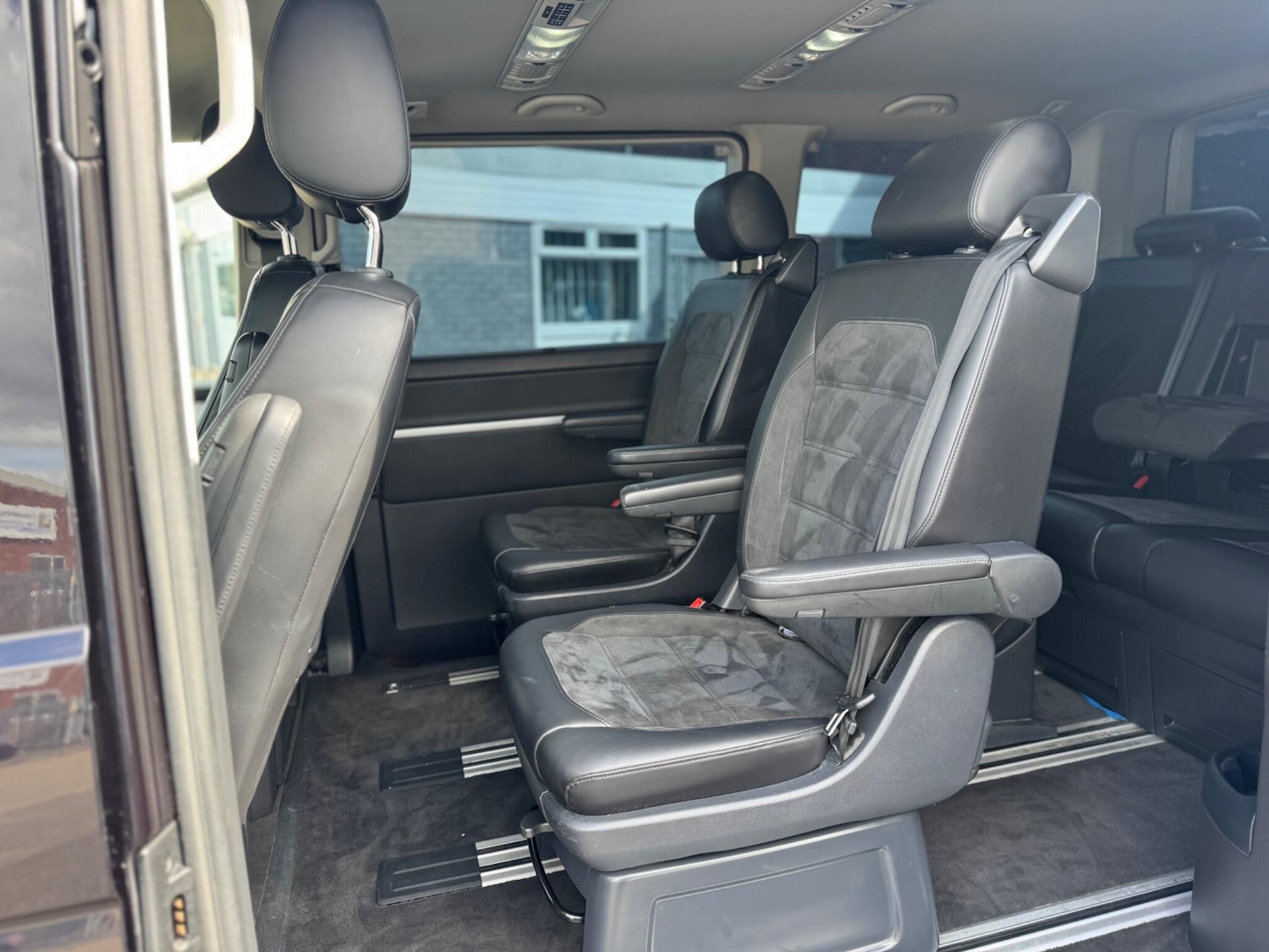 Used Volkswagen Caravelle 2017 for sale - 75707475: Photo 11