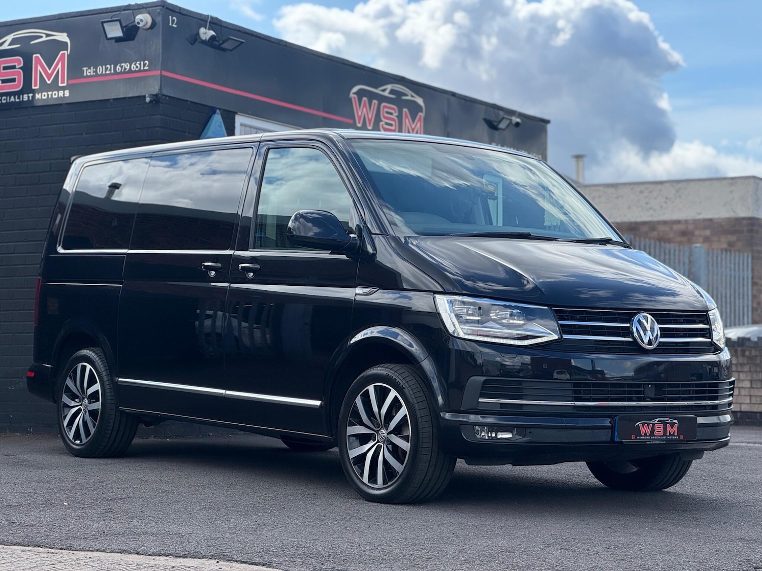 Used Volkswagen Caravelle 2017 for sale - 75707475: Photo 2