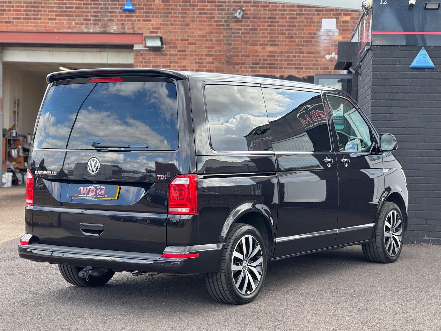 Used Volkswagen Caravelle 2017 for sale - 75707475: Photo 33