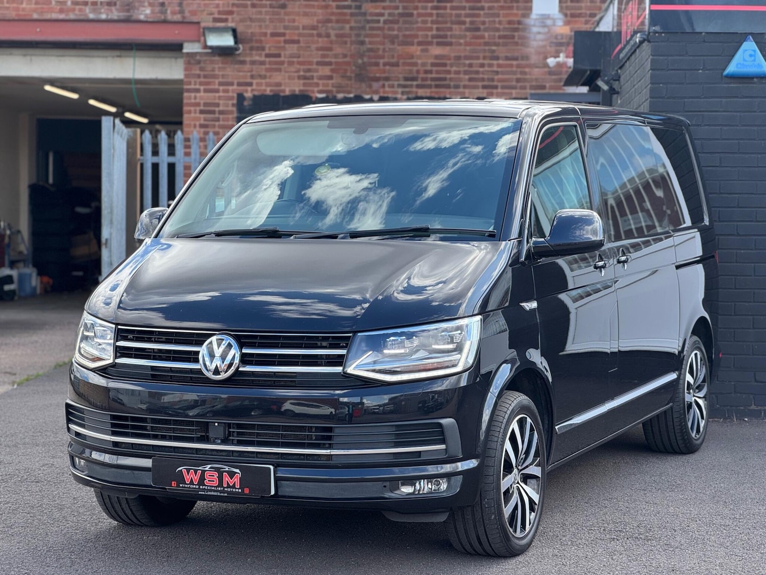 Used Volkswagen Caravelle 2017 for sale - 75707475: Photo 5