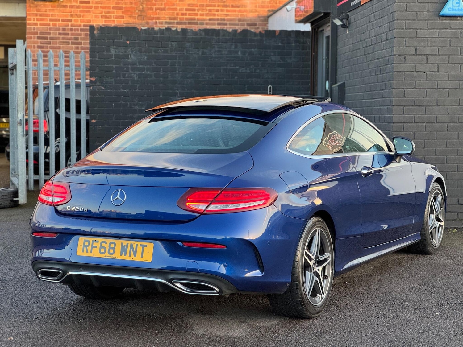 Used Mercedes-Benz C Class for sale - 77939779: Photo 17