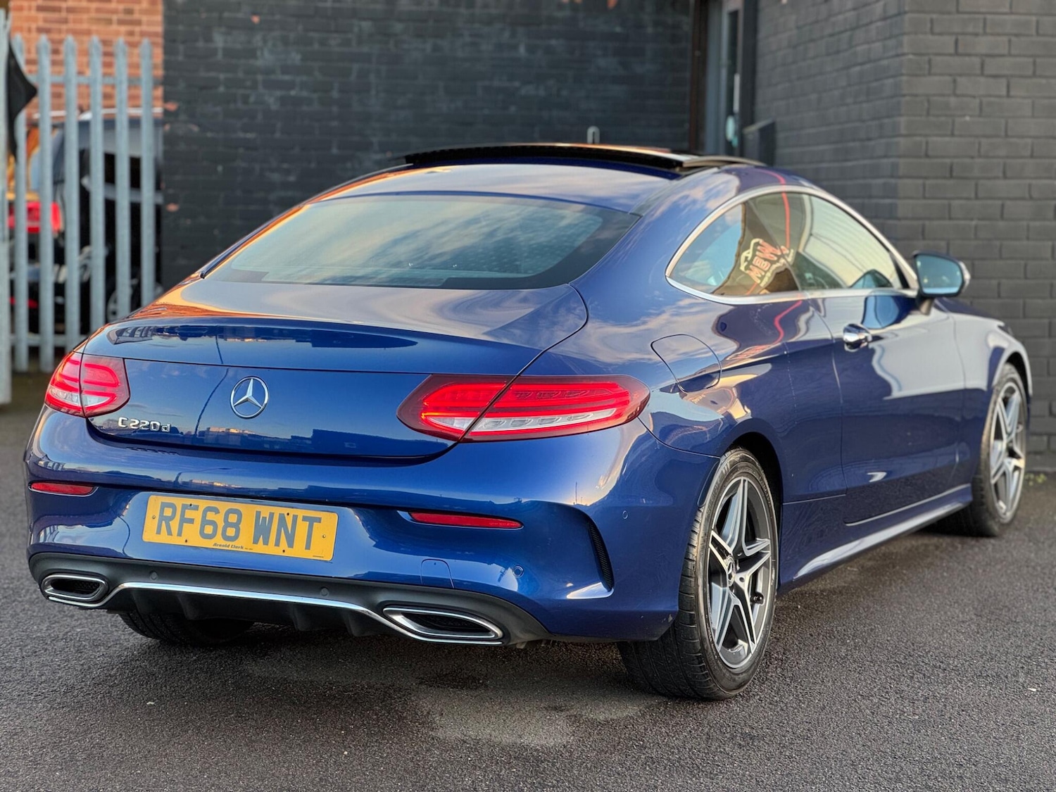 Used Mercedes-Benz C Class for sale - 77939779: Photo 18