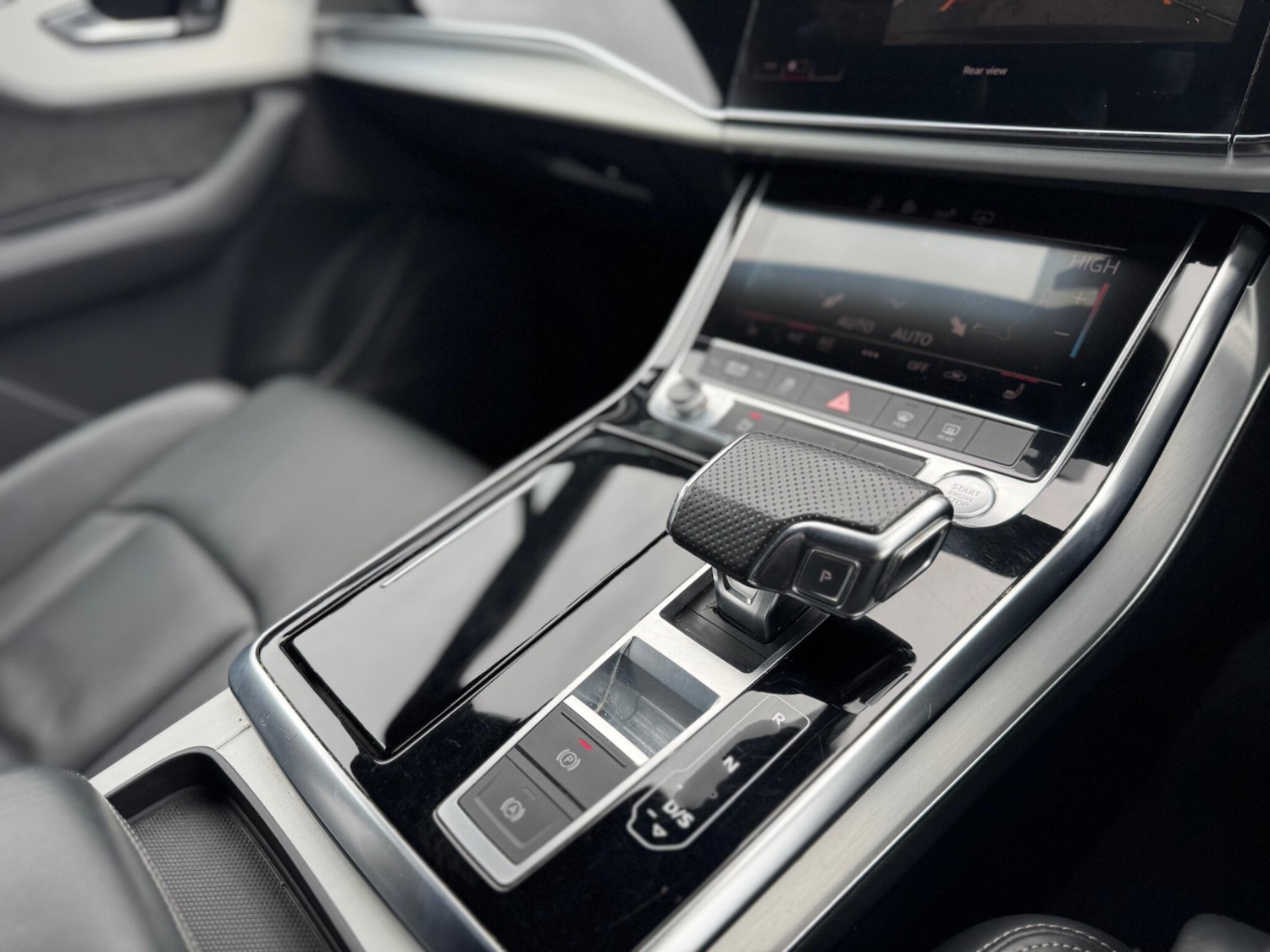 Used Audi Q7 2020 for sale - 77314644: Photo 45