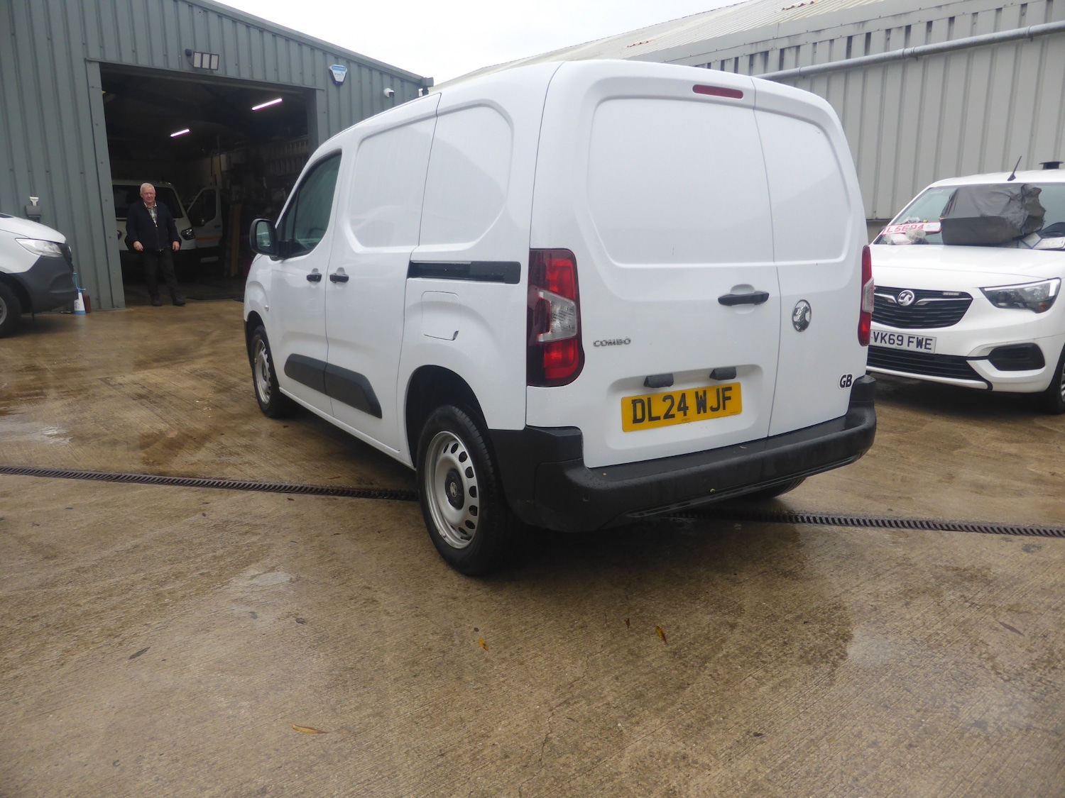 Used Vauxhall Combo 2024 for sale - 76449393: Photo 5