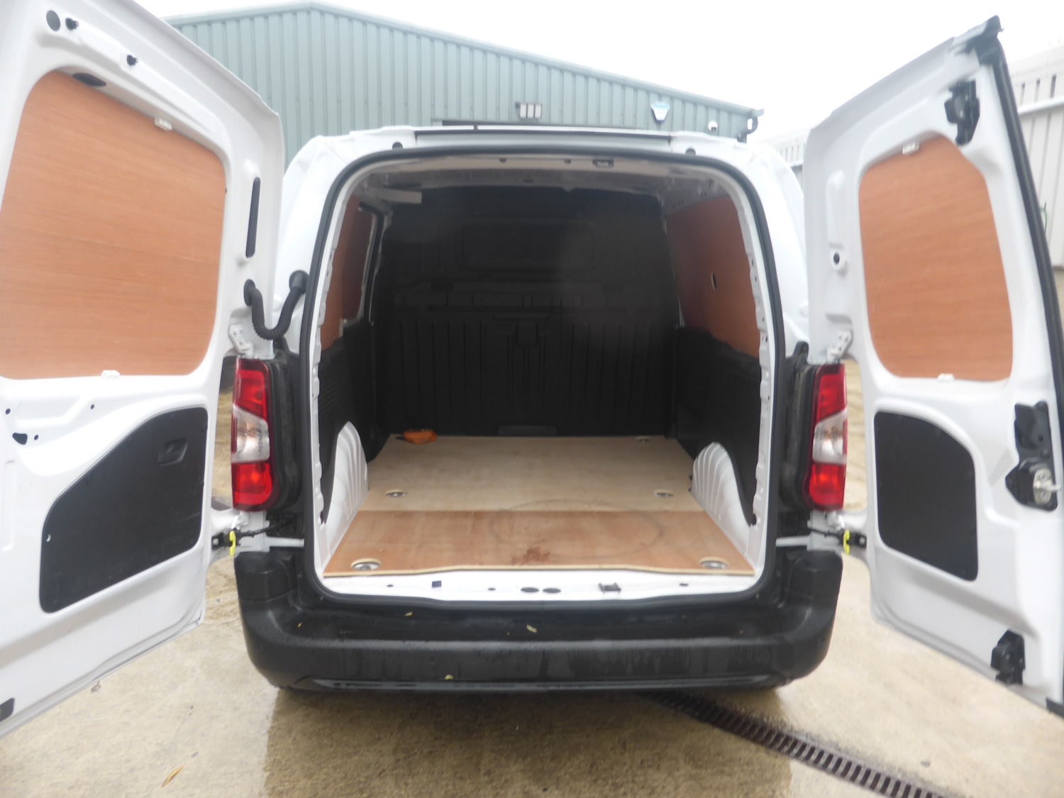 Used Vauxhall Combo 2024 for sale - 76449393: Photo 6