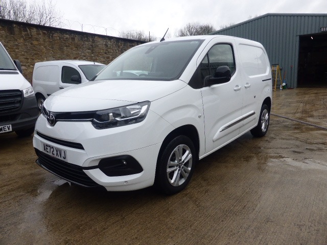 Used Toyota ProAce 2022 for sale - 77543858: Photo 2