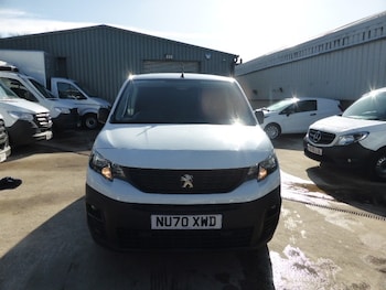 Used Peugeot Partner 2020 for sale - 77731147: Photo