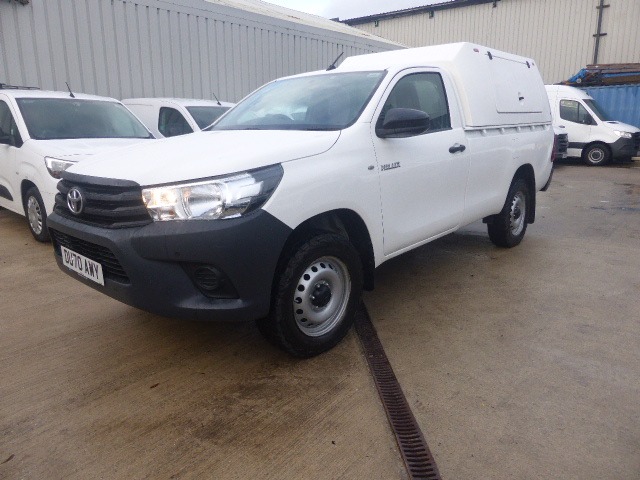 Used Toyota Hilux 2020 for sale - 76831238: Photo 2