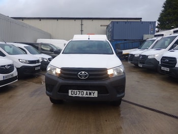 Used Toyota Hilux 2020 for sale - 76831238: Photo