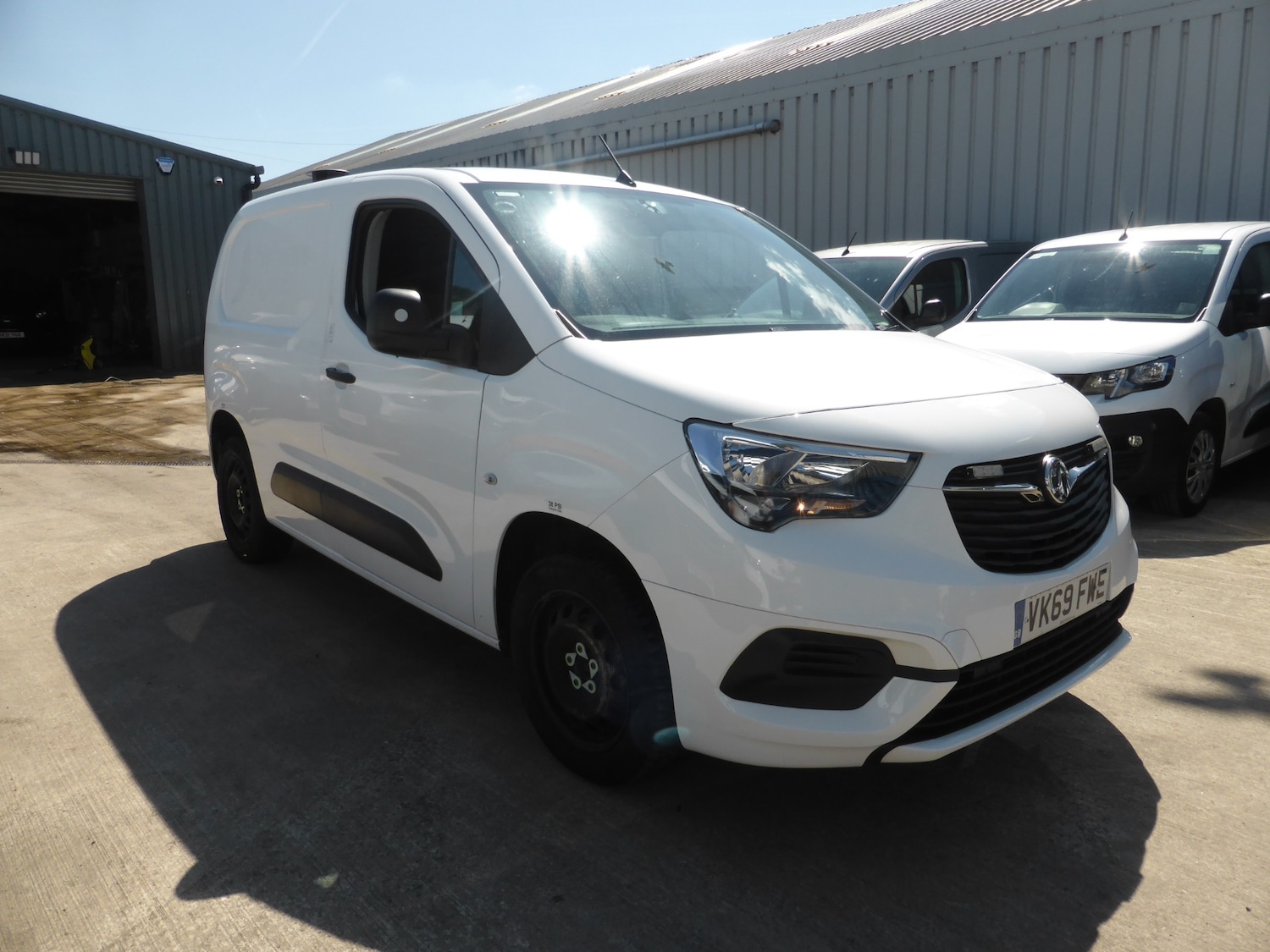 Used Vauxhall Combo 2019 for sale - 74605138: Photo 2
