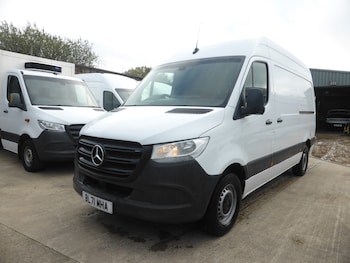 Mercedes-Benz - Sprinter