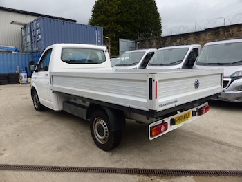 Used Volkswagen Transporter 2018 for sale - 78286378: Photo