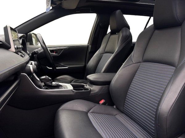 Used Toyota RAV4 2020 for sale - 76297623: Photo 16