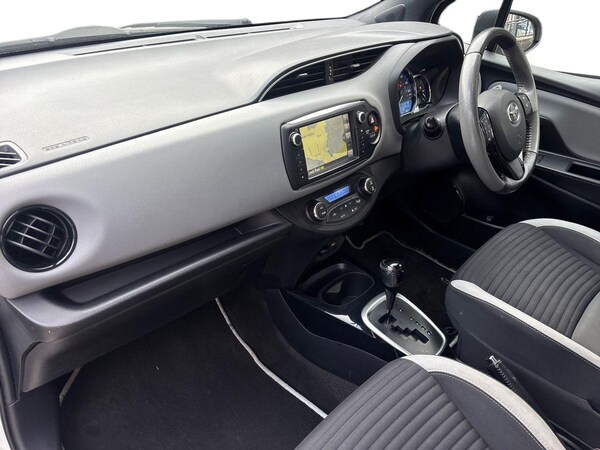 Used Toyota Yaris 2016 for sale - 76221744: Photo 15